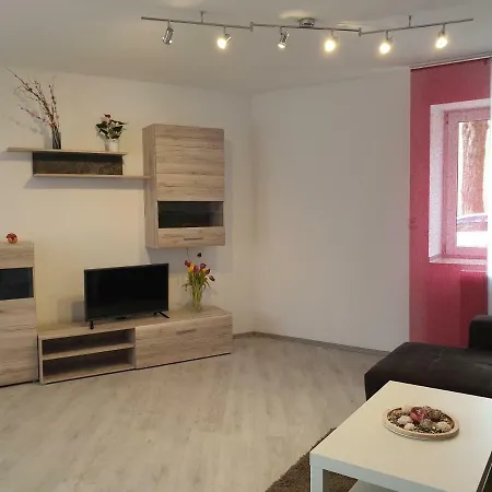 Design Am Helios Apartment